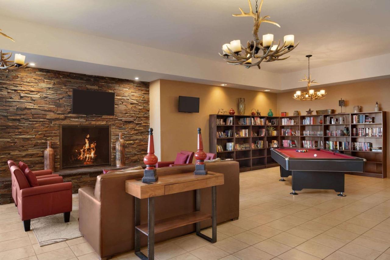 Bakken Airport Xwa Hotel & Studios 威利斯顿 外观 照片